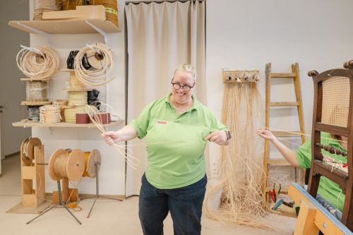 in der Werkstatt der wienwork Möbelflechterei © wienwork/Luiza Puiu in der Werkstatt der wienwork Möbelflechterei © wienwork/Luiza Puiu